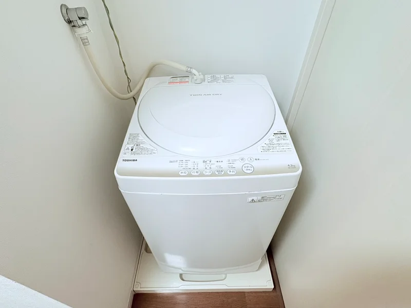 洗濯機は室内に設置しております♪入居後すぐにご利用が可能です(^^♪タオル1式分もご用意しております☆彡