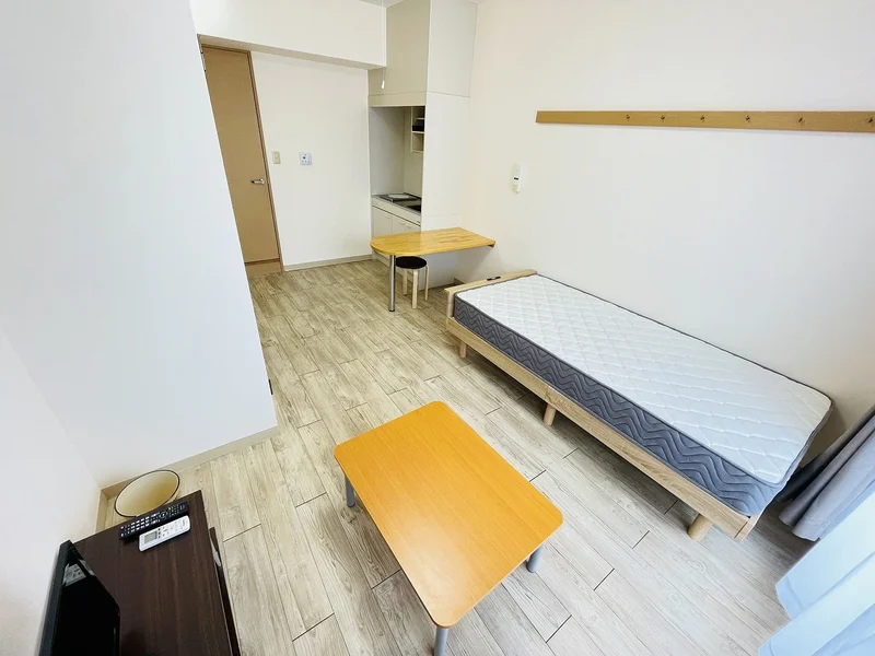 ベッドもコンセント付♪持ち込み可能なので自分好みのお部屋にできます♪♪