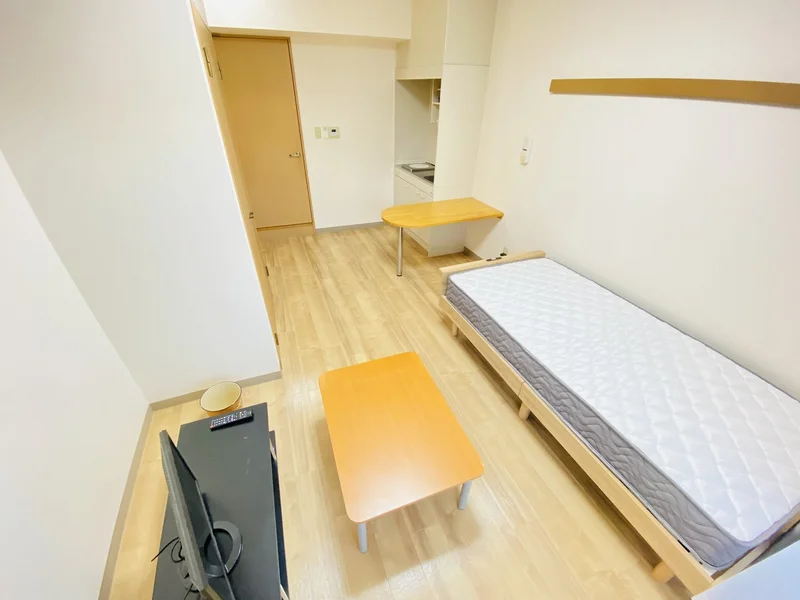 ベッドもコンセント付♪持ち込み可能なので自分好みのお部屋にできます♪♪