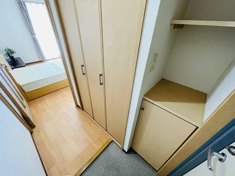 収納抜群◎玄関にはシューズＢＯＸがございますので毎回片づけていただき、常に清潔な空間を保っていただくことが可能です♪