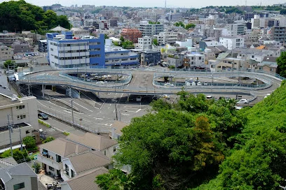 神奈川ドライビングスクール KDSまで徒歩5分