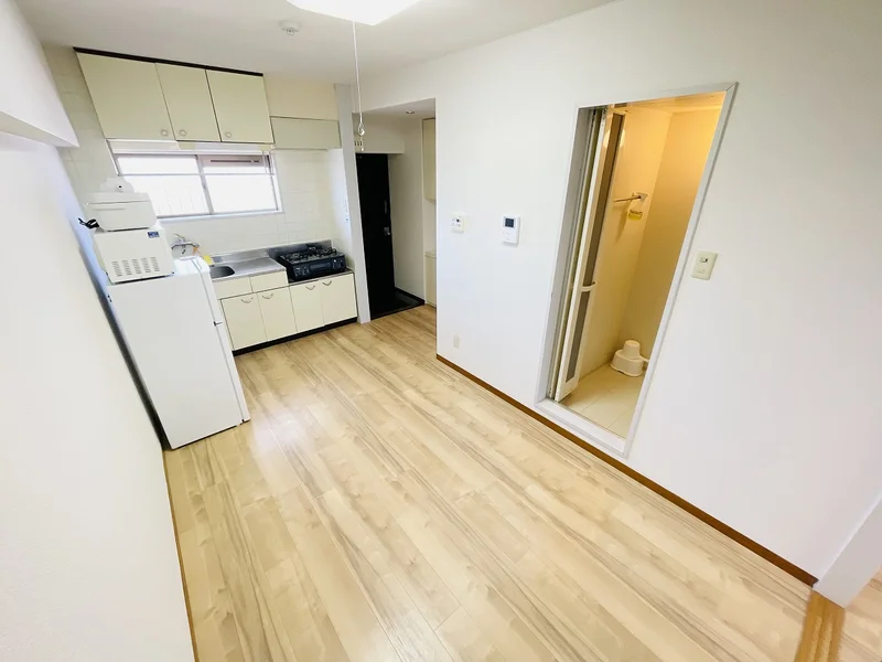 玄関にはシューズＢＯＸがございますので毎回片づけていただき、常に清潔な空間を保っていただくことが可能です♪