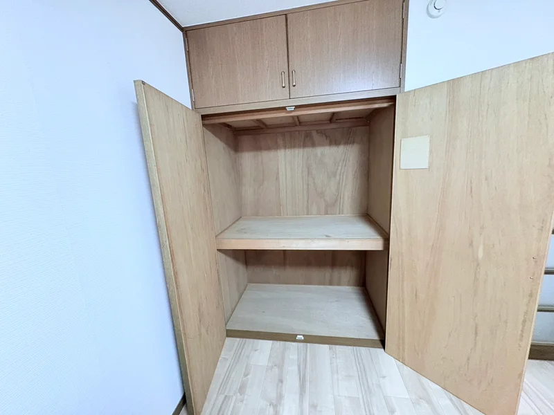 収納スペースも広く、長期滞在でも安心！！