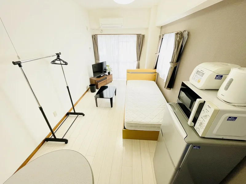 ラック付なので、衣類もかけることができます♪