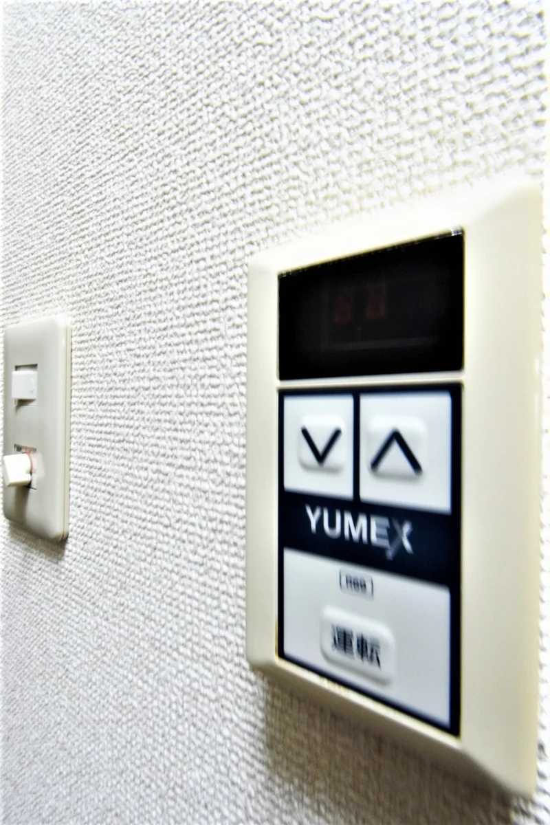 換気扇・温度調整