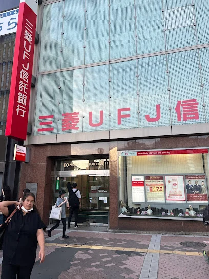 三菱UFJ銀行 横浜駅前支店まで車で4分