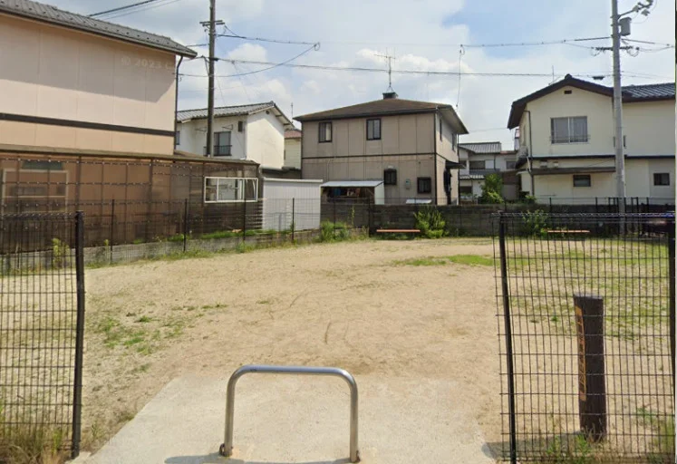 御薗宇長者山公園まで車で４分
