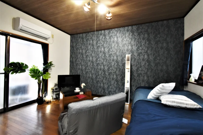 2面窓のため、風の通りが良いです。　ホテルより割安で設備も充実した　経費削減も可能な物件♪