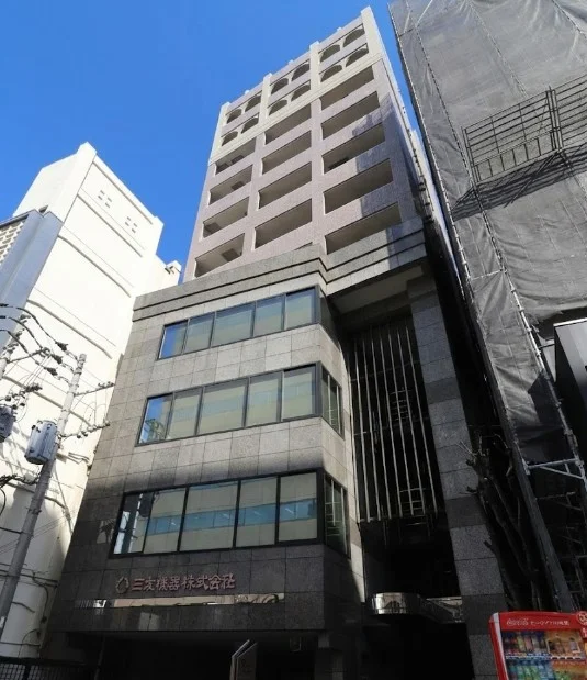 舞鶴公園が目の前にある、高層マンション