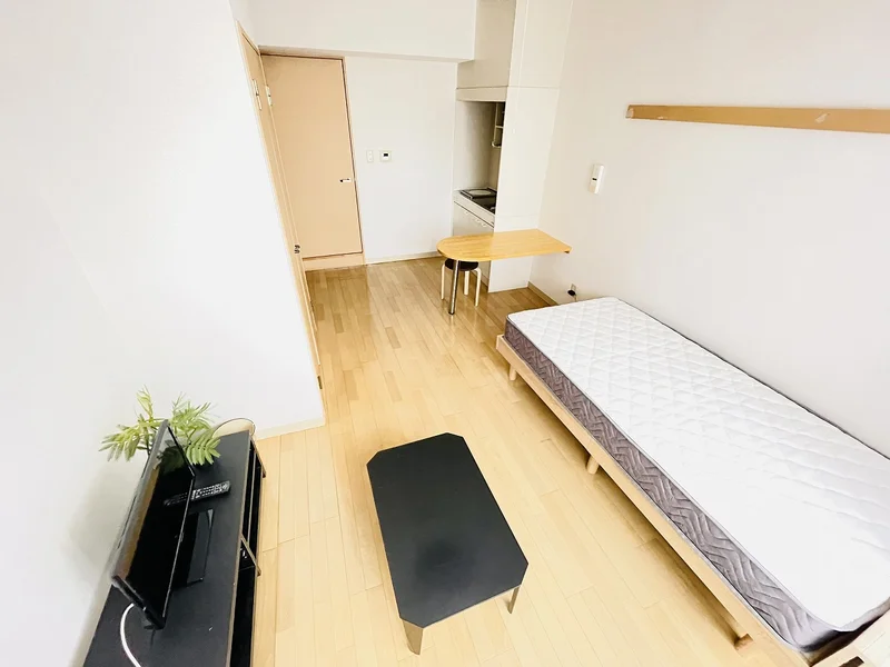 ベッドもコンセント付♪持ち込み可能なので自分好みのお部屋にできます♪♪