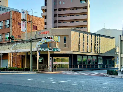 中国銀行 呉支店まで徒歩1分