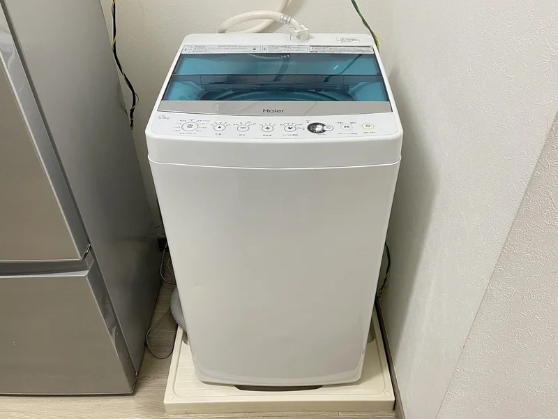 洗濯機は室内に設置しております♪入居後すぐにご利用が可能です(^^♪タオル1式分もご用意しております☆彡