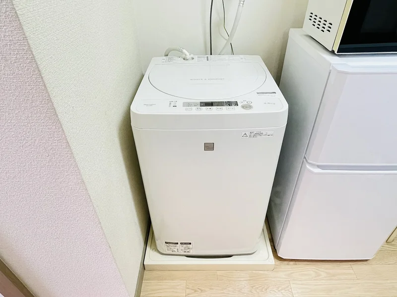 洗濯機は室内に設置しております♪入居後すぐにご利用が可能です(^^♪タオル1式分もご用意しております☆彡