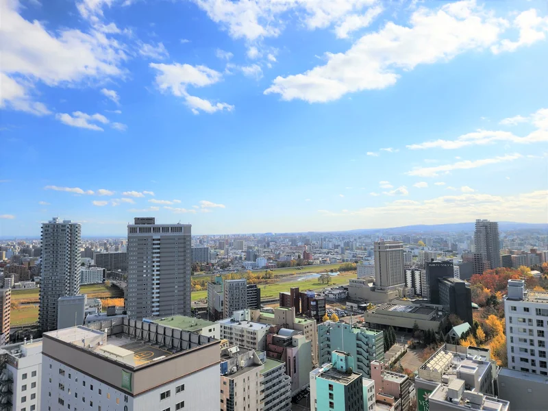 （北東向きのお部屋からの眺望イメージ）　※階数、号室により見え方は異なります。