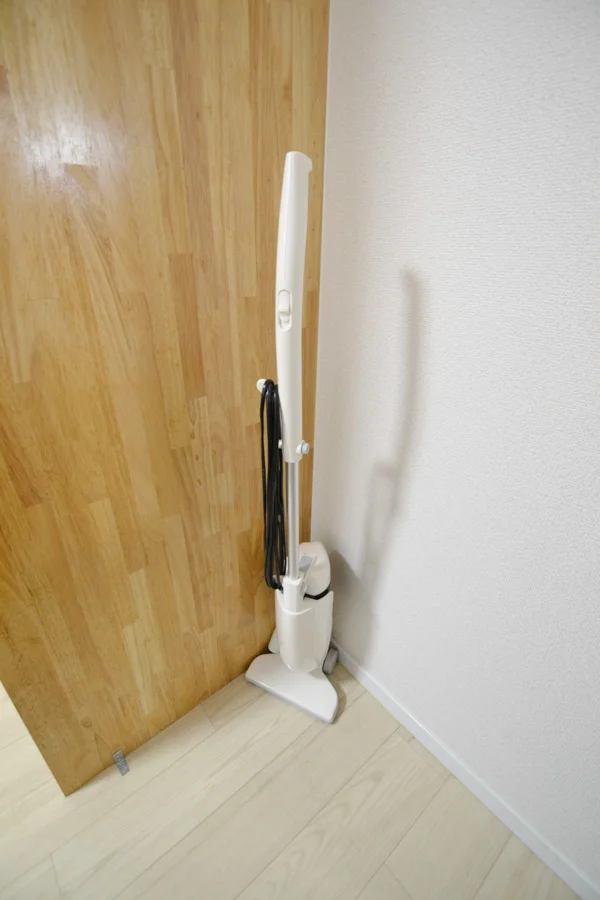 掃除機などの家電もご用意しております♪倉敷市老松なので、倉敷中心部に位置し、水島方面、児島、玉野、玉島、中庄にアクセスも良く、倉敷イオンモール、倉敷アリオなどにも徒歩圏内です!!県外からイベントや工事などの出張でご利用される方が多い人気物件の為、お早めにお申込み下さい。