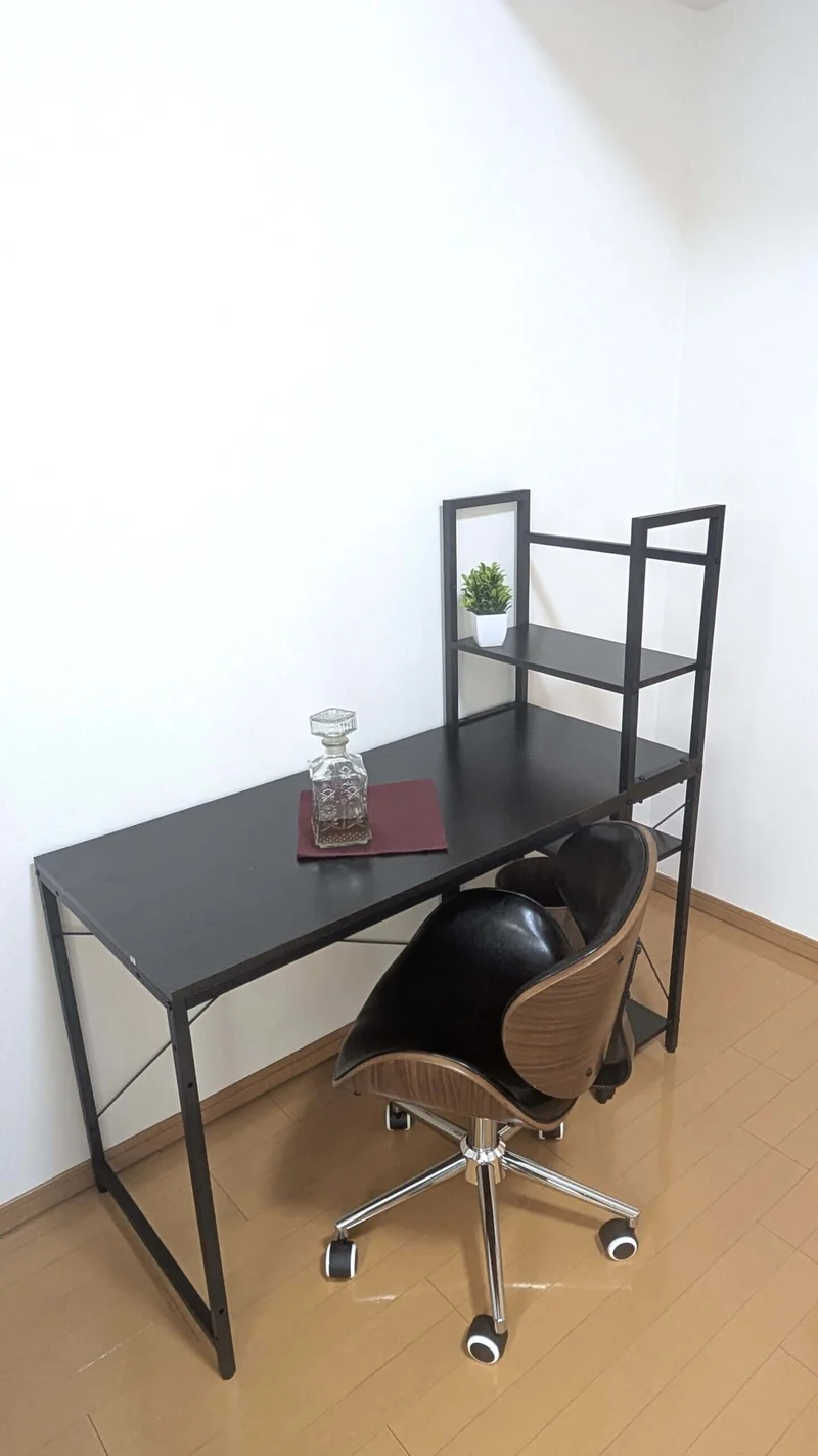 デスク・チェア完備♪