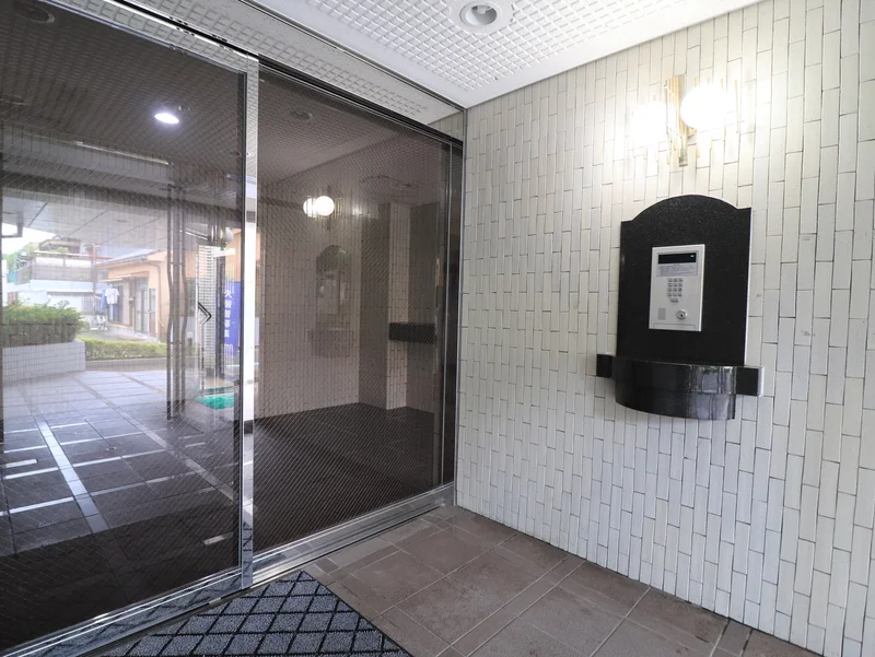 オートロック付でセキュリティ対策あり！　女性にも安心な物件♪