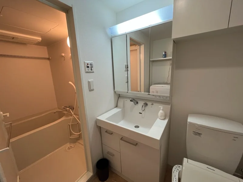 ※炊飯器・鍋フライパン・掃除機・アイロン・空気清浄機・HDD・ブルーレイレコーダーは現在設置しておりません。