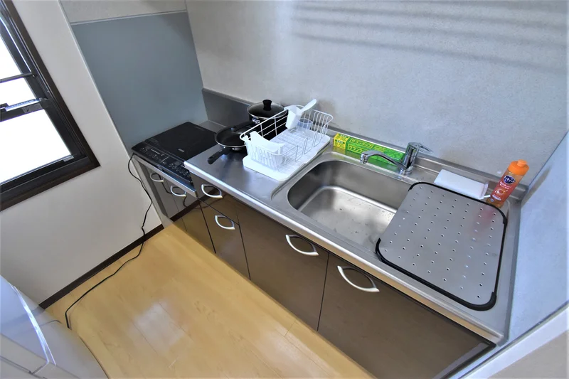 お箸、お鍋、包丁、お皿、ボウル、お玉、食器用洗剤、簡単な調理器具は各種取り揃えています♪岐阜県可児市ウィークリーマンション・岐阜県可児市マンスリーマンション♪