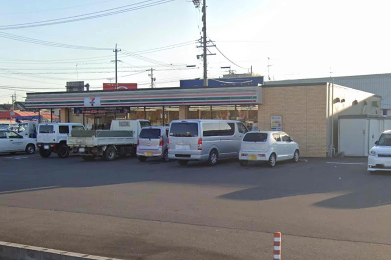 セブン-イレブン 可児下恵土西店まで徒歩18分、1.3kｍ。