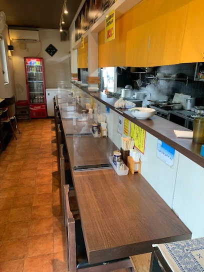 ラーメン ガジロー 本店まで徒歩13分