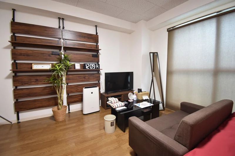 お部屋のクロスがとてもオシャレですてきですよね(^^♪陸上自衛隊 善通寺駐屯地まで徒歩圏内ですので研修などのご利用にも最適です★