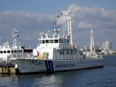 高松海上保安部 坂出海上保安署まで車で６分