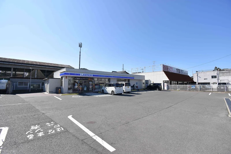 ローソン 坂出白金町店まで徒歩13分、1.0㎞