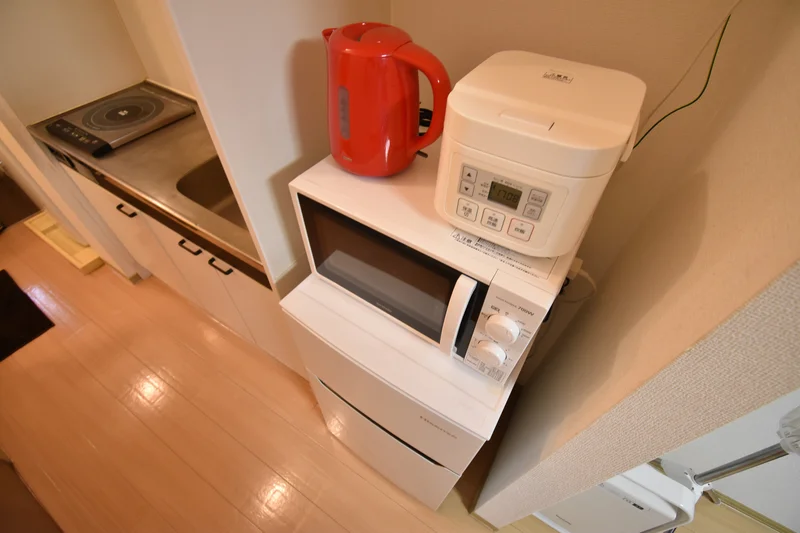 【家電画像】香川ウィークリードットコムでは、家電賃貸以上の暮らしを目指してます。洗濯機、冷蔵庫、テレビなど通常設備となります。