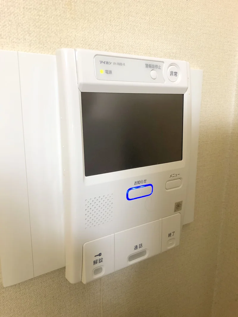 モニター付きでセキュリティ対策バッチリ♪