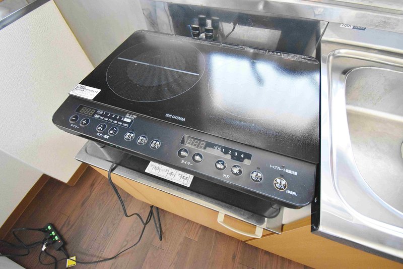 【2口IHコンロ】岐阜可児ウィークリーマンションでは2口IHコンロ完備♪岐阜可児エリアの美味しい新鮮な食材を簡単に調理できます(^^♪