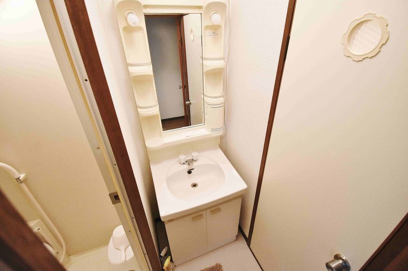 【設備画像】洗濯機や、洗濯用洗剤もご用意しております♪うれしい独立洗面台付き◎！岐阜可児ウィークリーマンションの標準設備となります。