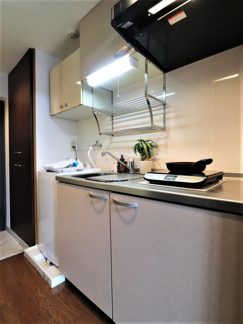 キッチン　調理器具や食器類なども多数あり　手料理も可能！