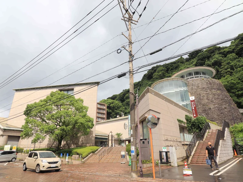 鹿児島メルヘン館まで徒歩10分、700m