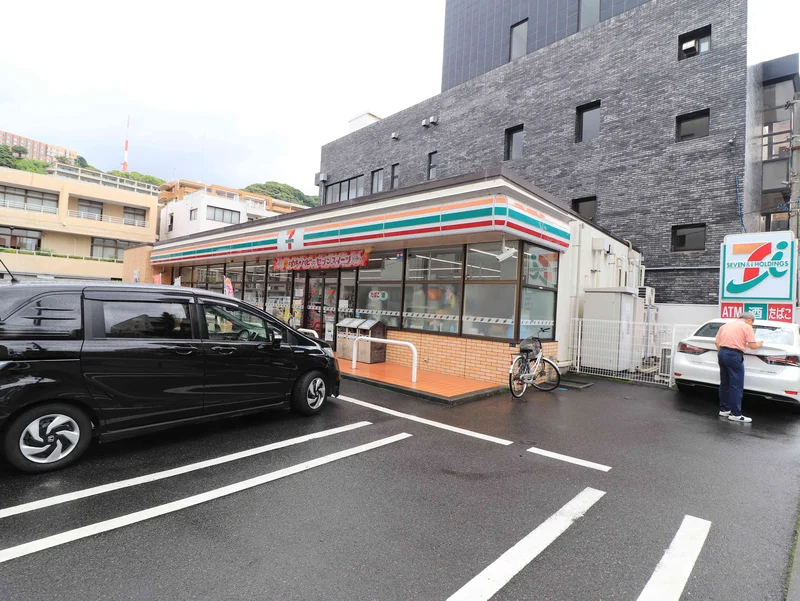 セブン-イレブン 鹿児島照国神社前店まで徒歩2分、100m