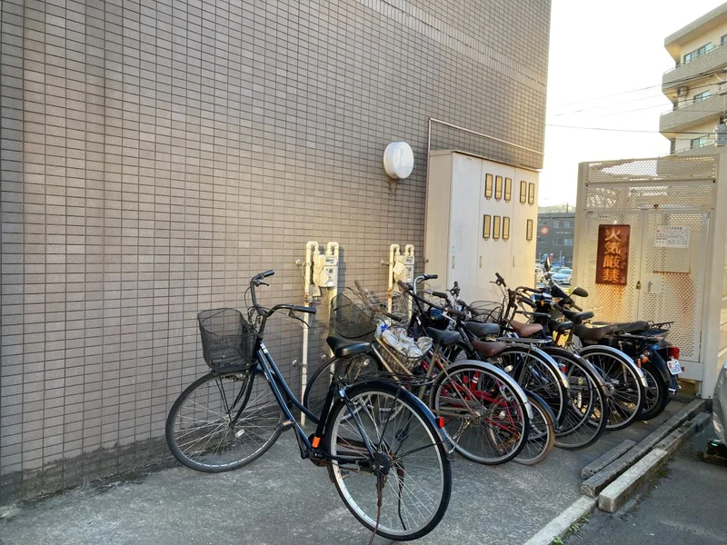 駐輪場有　自転車可能！