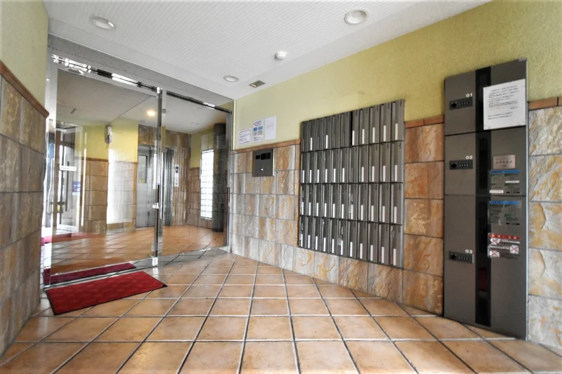 郵便ポストあり！　お仕事関係など郵便物が受け取れるので便利！