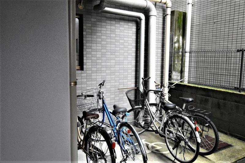 駐輪場あり　近場へのお出かけや通勤などに便利！