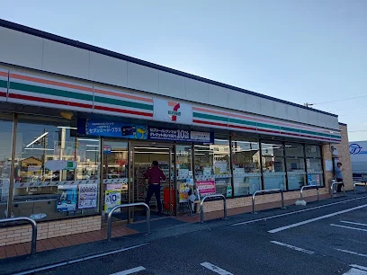 セブン-イレブン 富山インター南店まで徒歩3分