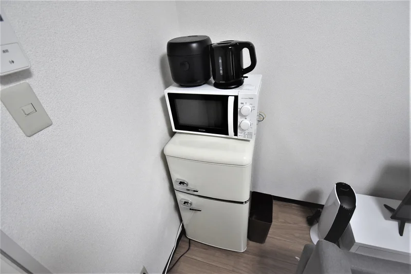 冷蔵庫も完備なので自炊や料理に最適♪長期の出張にお勧め★富山駅前ウィークリーマンションの人気物件♪【格安】