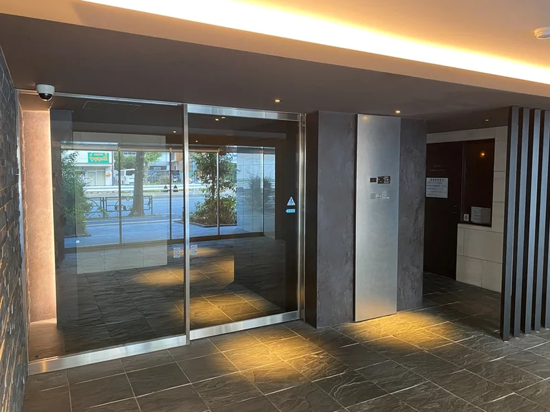 板橋 No.8 BAR/SNACK - はすねロータス商店会 【 東京 板橋 蓮根 】