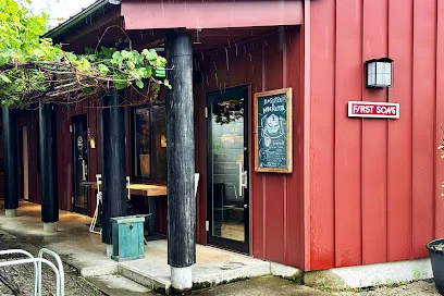 ロゼッタオミケッタまで徒歩4分