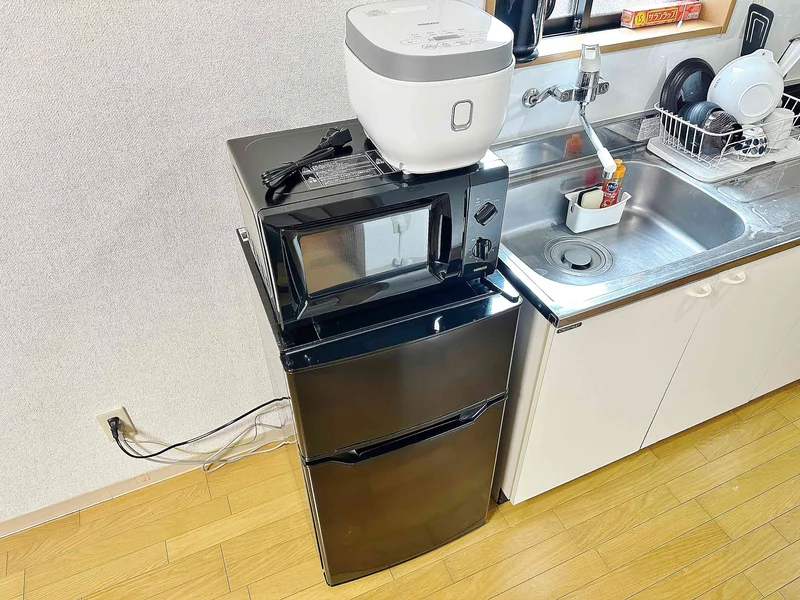 冷蔵庫も完備なので自炊や料理に最適♪長期の出張にお勧め★三重四日市駅前ウィークリーマンションの人気物件♪【格安】