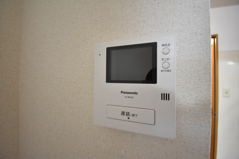 モニターフォン完備なのでお子様や女性のご利用でも安心ですね♪三重県津市ウィークリーマンションの人気物件♪