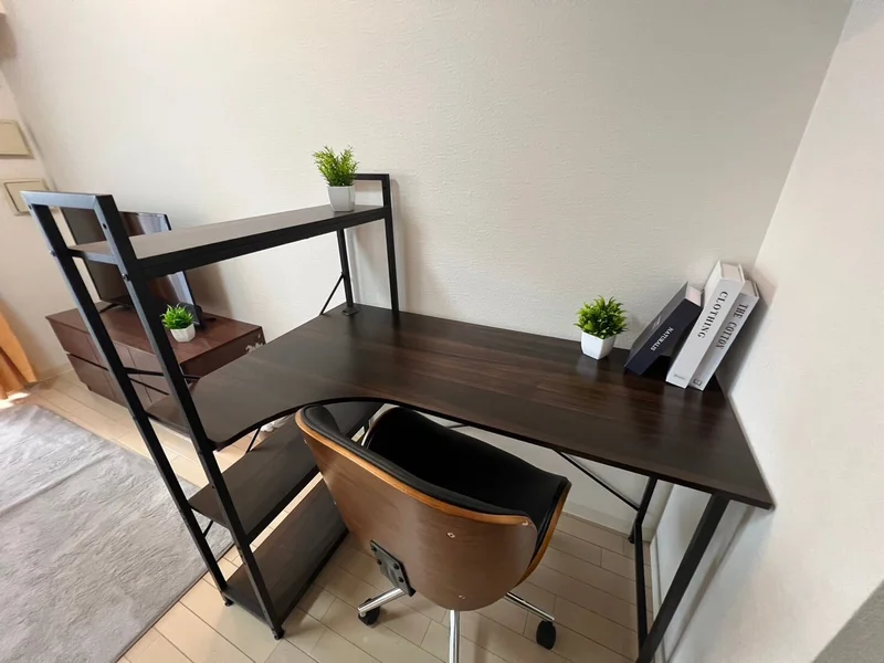 デスク・チェアも完備♪