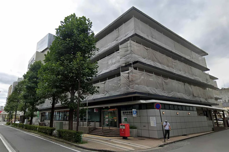 福井中央郵便局まで徒歩9分、750ｍ。