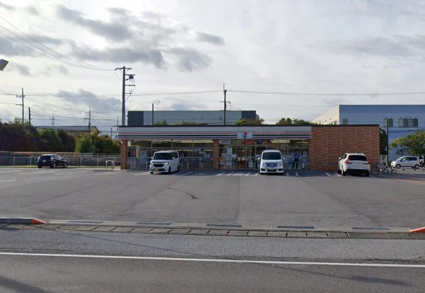 ★セブン-イレブン 長浜神照町店まで車で7分、2.9km。