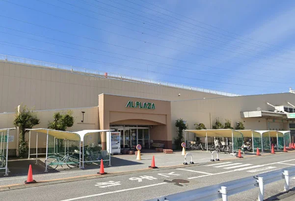 ★アル・プラザ長浜まで徒歩7分、550ｍ。