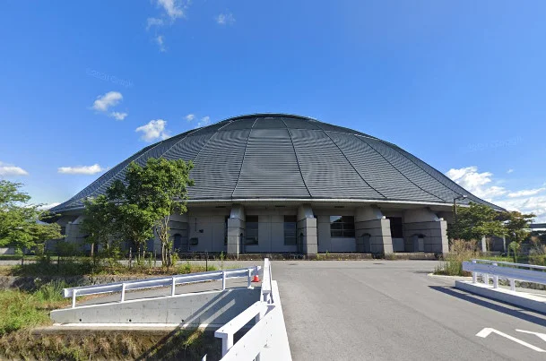 長浜バイオ大学ドームまで車で11分、4.9kｍ