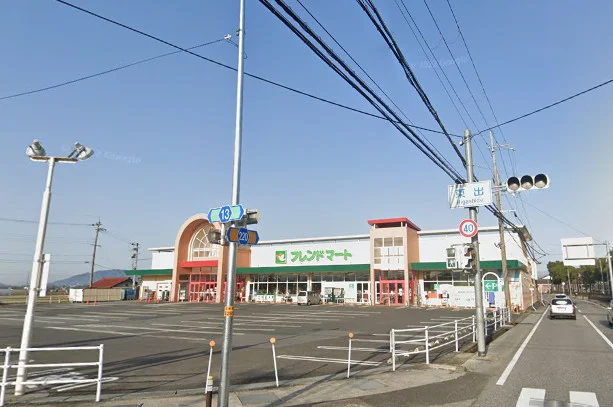 フレンドマート秦荘店まで車で9分、5.1km。